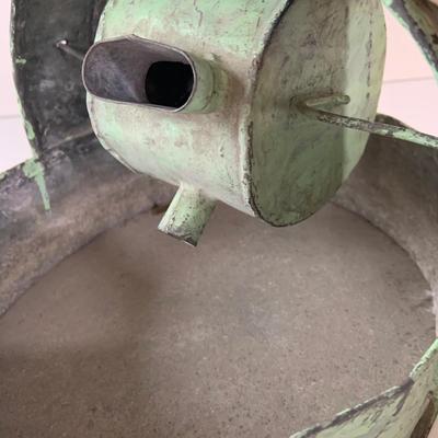 LOT:276: Vintage/Antique Metal Oil Burning "Eternal Flame"