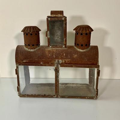 LOT:277: Vintage/Antique Glass and Metal Chanukah Lamp