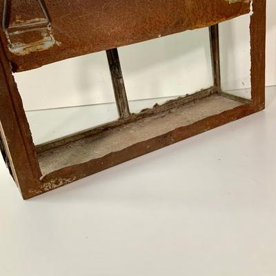 LOT:277: Vintage/Antique Glass and Metal Chanukah Lamp