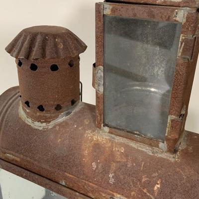 LOT:277: Vintage/Antique Glass and Metal Chanukah Lamp