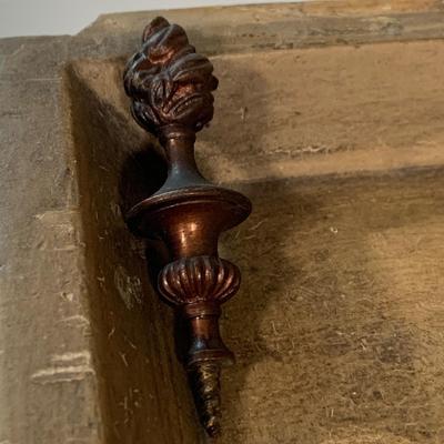 LOT:282: Antique Jewish Ceremonial/Ritual Handwashing Station