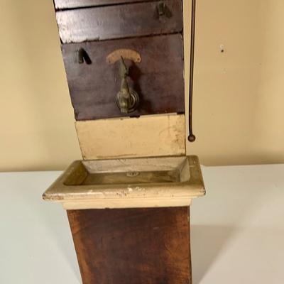 LOT:282: Antique Jewish Ceremonial/Ritual Handwashing Station