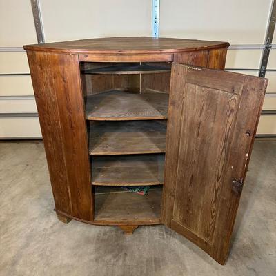 LOT 386 Antique Corner Cabinet