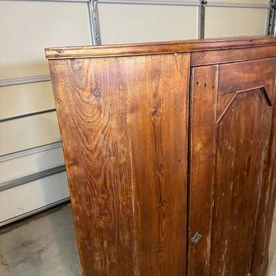 LOT 386 Antique Corner Cabinet