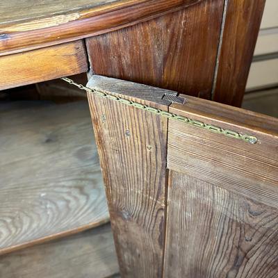LOT 386 Antique Corner Cabinet