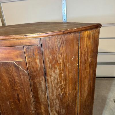 LOT 386 Antique Corner Cabinet