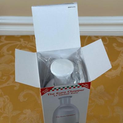 LOT 388: Vintage Scalloped Salad Bowl Set w/ Glass Oil & Vinegar Cruet & More