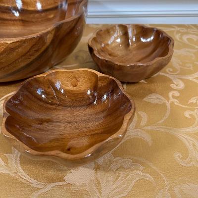 LOT 388: Vintage Scalloped Salad Bowl Set w/ Glass Oil & Vinegar Cruet & More