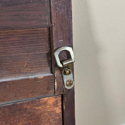 LOT 389: Vintage Towel Rack Mirror & Footstool