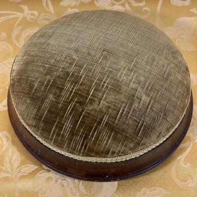 LOT 389: Vintage Towel Rack Mirror & Footstool