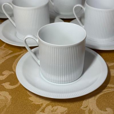 LOT 395: Mikasa & Prisma Teacup/Saucer Sets