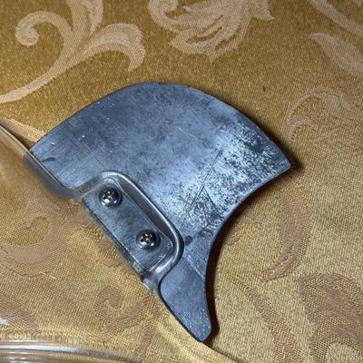 LOT 396: Slap Chop, Garlic Baker, Beautiful Kitchen Decor & More