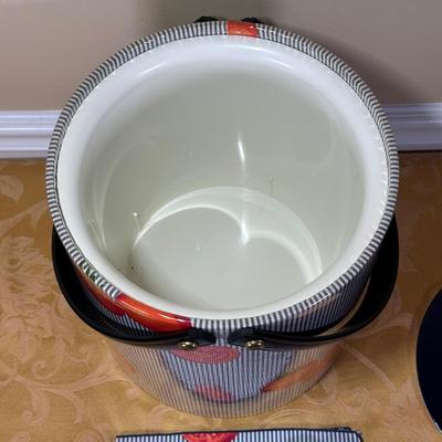 LOT 396: Slap Chop, Garlic Baker, Beautiful Kitchen Decor & More