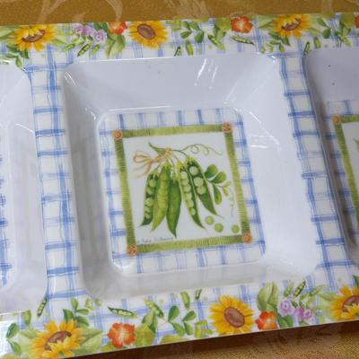 LOT 396: Slap Chop, Garlic Baker, Beautiful Kitchen Decor & More