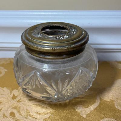 LOT 397: Beautiful Vintage Bronze Home Decor