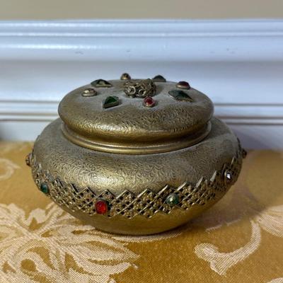 LOT 397: Beautiful Vintage Bronze Home Decor