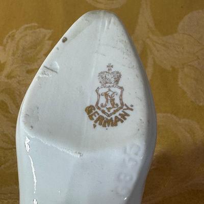 LOT 398: Antique Shaving Mirror, Vintage Tooth Powder Tins, Limoges Trinket Box & Lusterware Porcelain Victorian 4" Boot, Germany