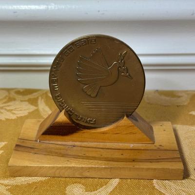 LOT 401: Sterling silver Money Clip, Israel Coins, Home Decor & More