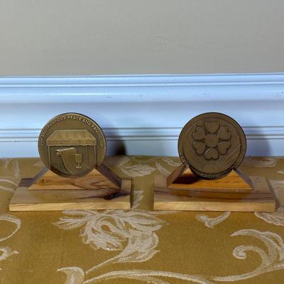 LOT 401: Sterling silver Money Clip, Israel Coins, Home Decor & More