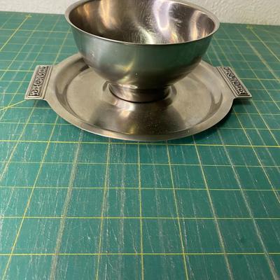 International Decorator Gravy Bowl