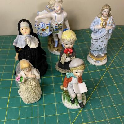 Figurine Lot 