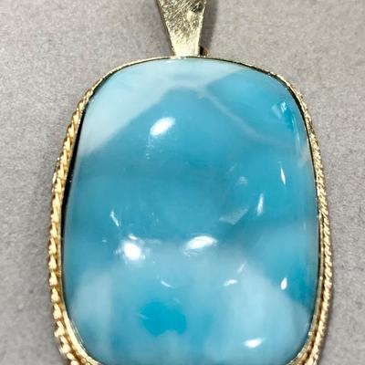 Beautiful 14k Yellow Gold Matching Pendant & Ring