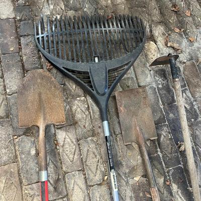 Garden Cart, Garbage Can & Yard Tools (G-MG)