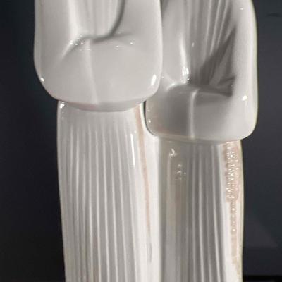 Lladro Flying Nuns Figure - White Gloss Porcelain 