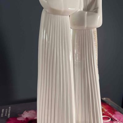 Lladro Flying Nuns Figure - White Gloss Porcelain 