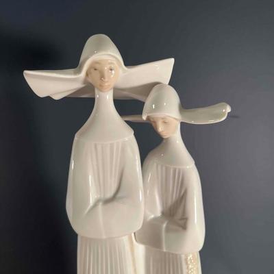 Lladro Flying Nuns Figure - White Gloss Porcelain 