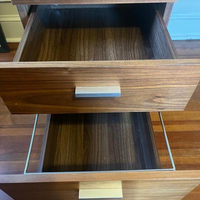 Wood & Metal Desk With Attached File Cabinet (UO-MG)