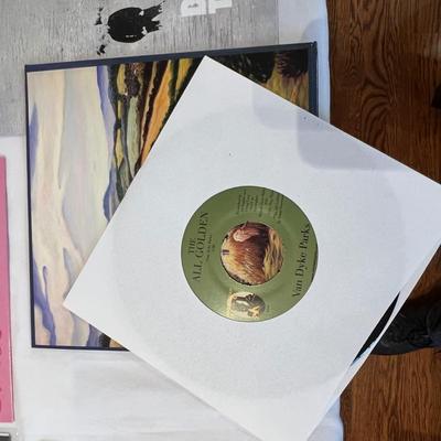 Huge Collection Of 45’s & More (D-RG)