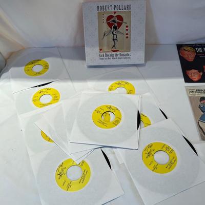 Huge Collection Of 45’s & More (D-RG)
