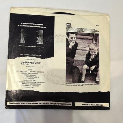 Huge Collection Of 45’s & More (D-RG)
