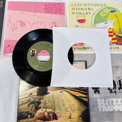 Huge Collection Of 45’s & More (D-RG)