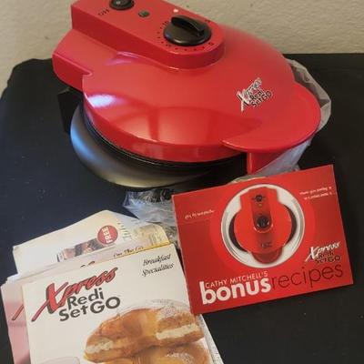 NIB Xpress Redi Set Go, egg trays misc