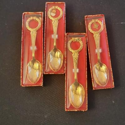 NIB Xpress Redi Set Go, egg trays misc