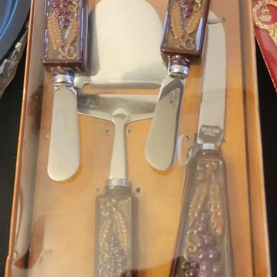 NIB Xpress Redi Set Go, egg trays misc