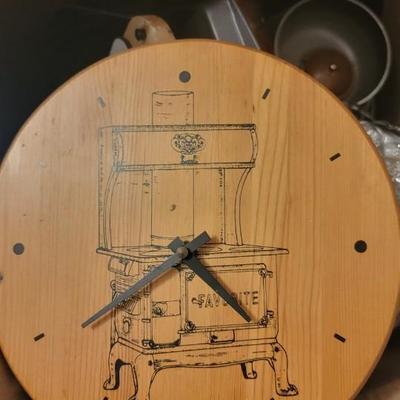 Box of baking, stock pot, serving trays