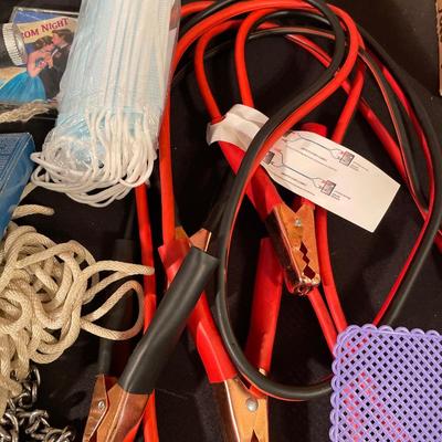 Auto safety lot w/UND Fighting Sioux license plate holder