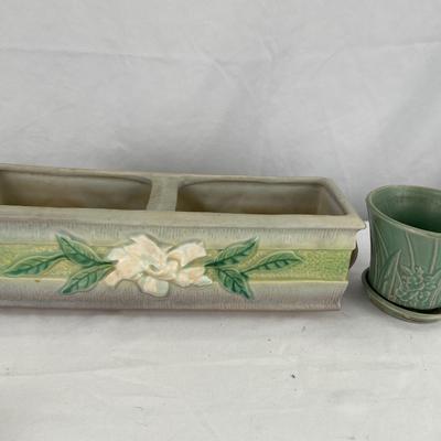 Roseville gardenia flower box with McCoy pot