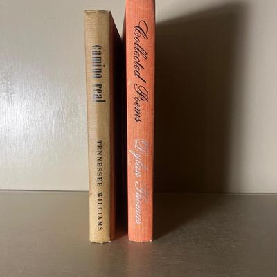 Poetry Books (D-MG)