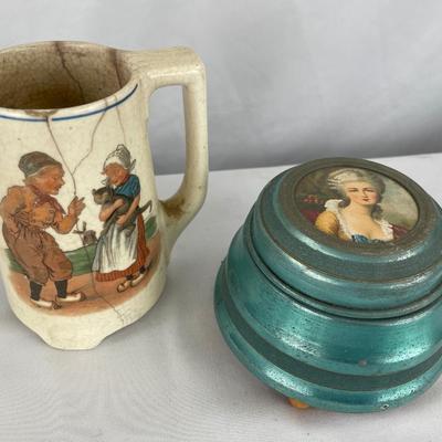 Roseville mug & music box powder trinket box