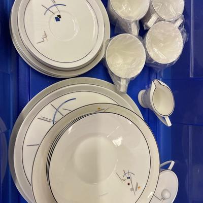 International Ultra Bone “Jazzage” China set