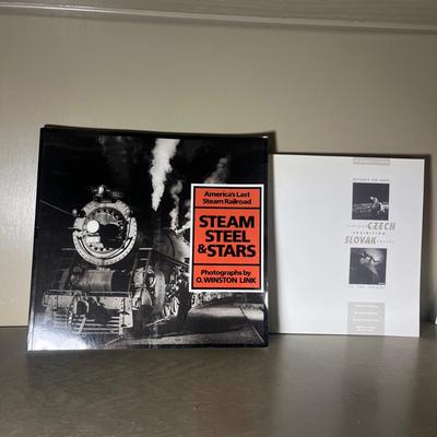 Photography Books (D-MG)