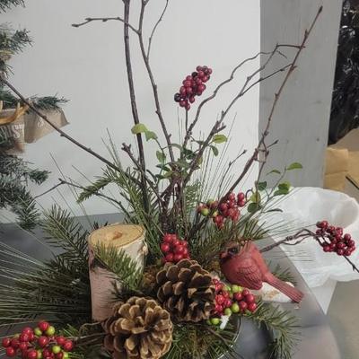 Tree, wreath, bird decor