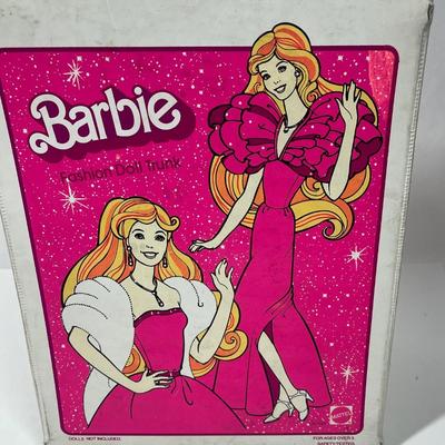 Vintage 1982 Barbie Fashion Doll Pink Trunk #1004 By Mattel