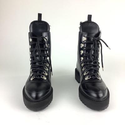 110 New OFF-WHITE Black Textured-Leather Ankle Boots Size 41
