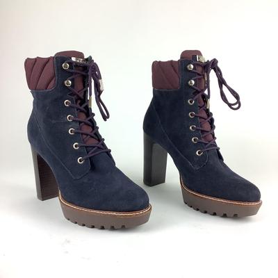 112 Tommy Hilfiger Midnight Block Heel Boots Size 9 1/2