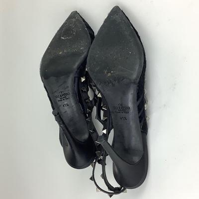 115 VALENTINO Black Leather/Fur Rockstud Pumps Size 41 1/2